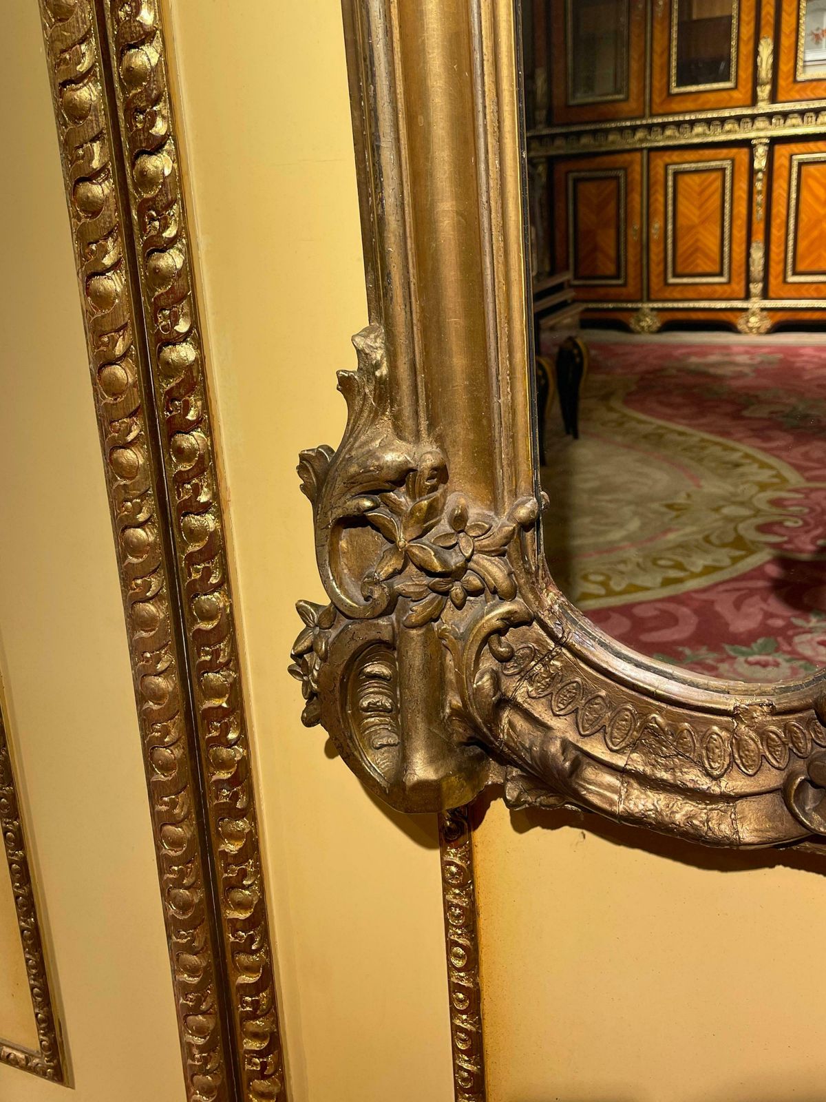 Stately Gilded Parlour Wall Mirror, Napoleon III photo vinterior