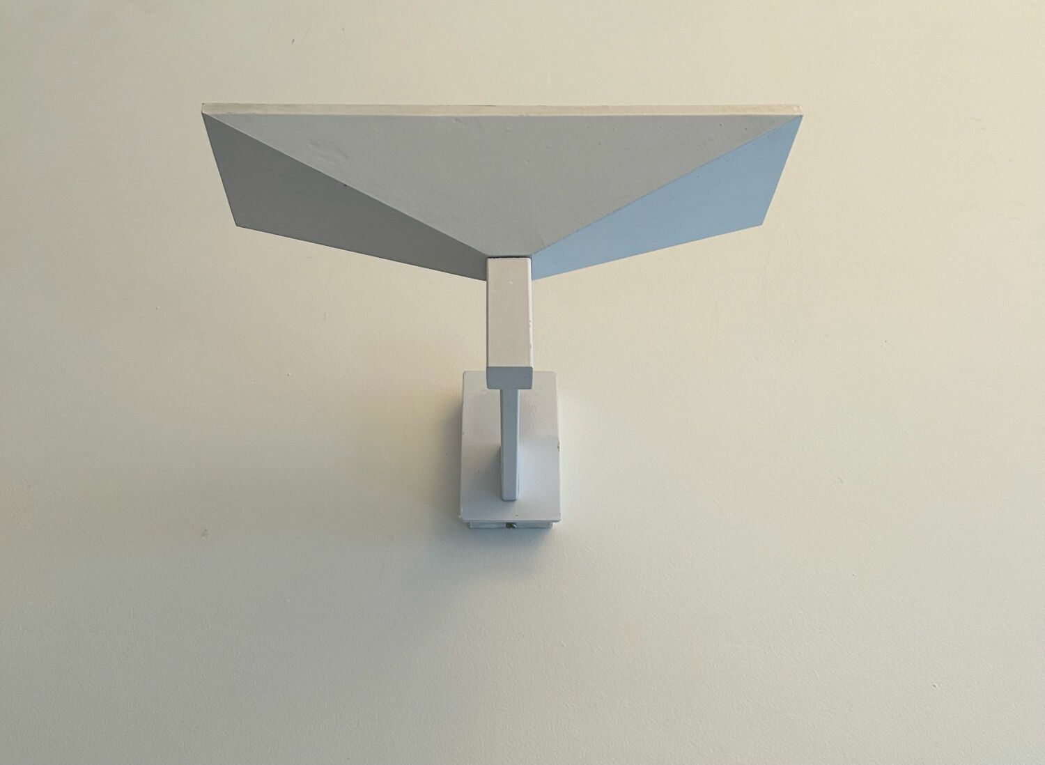photo furniture Vintage Modernist Disderot Wall Lamp In White Lacquered Metal, Glass And Light 1970