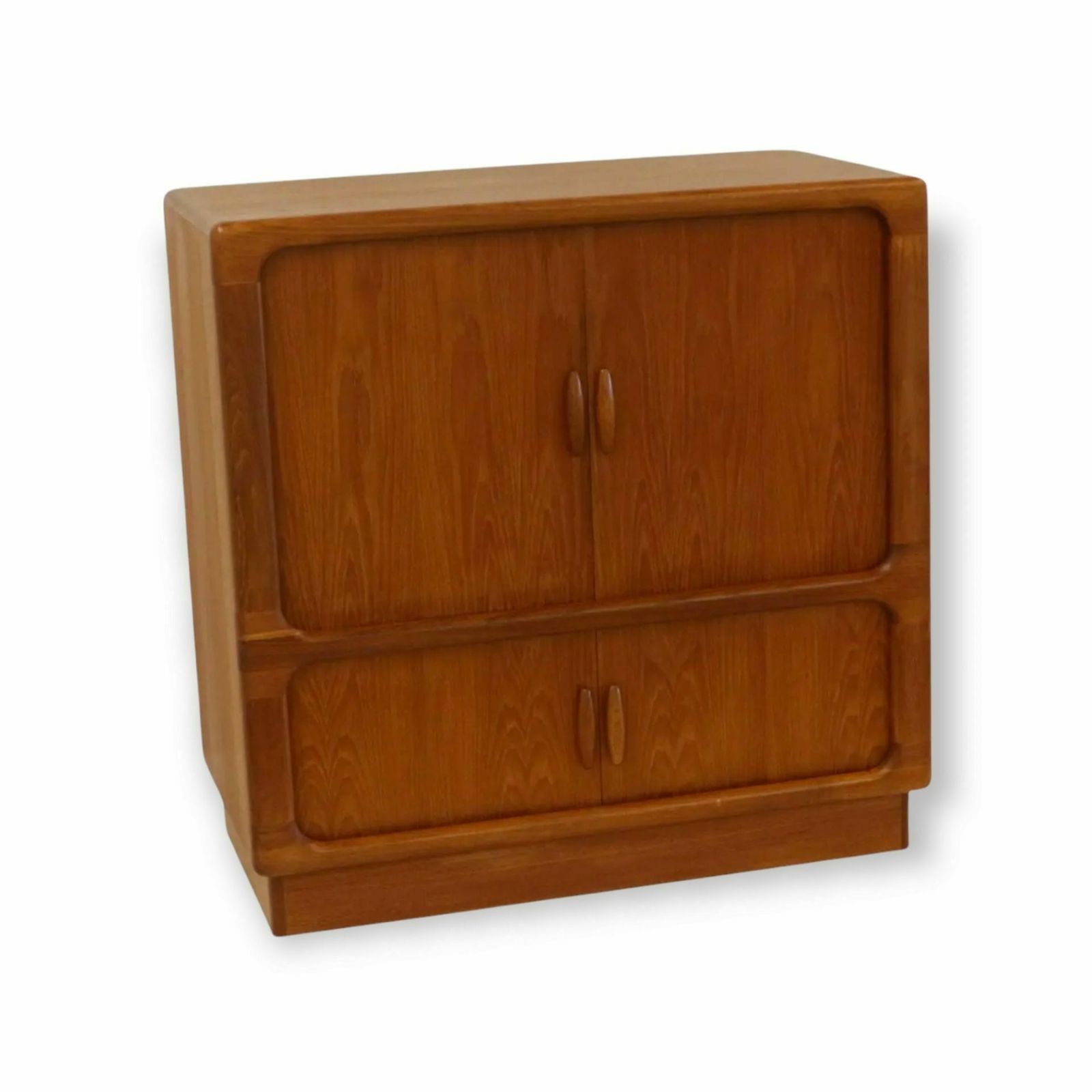 Danish Design Vintage Sideboard / Television Cabinet By Dyrlund Made In The 1960s photo furniture