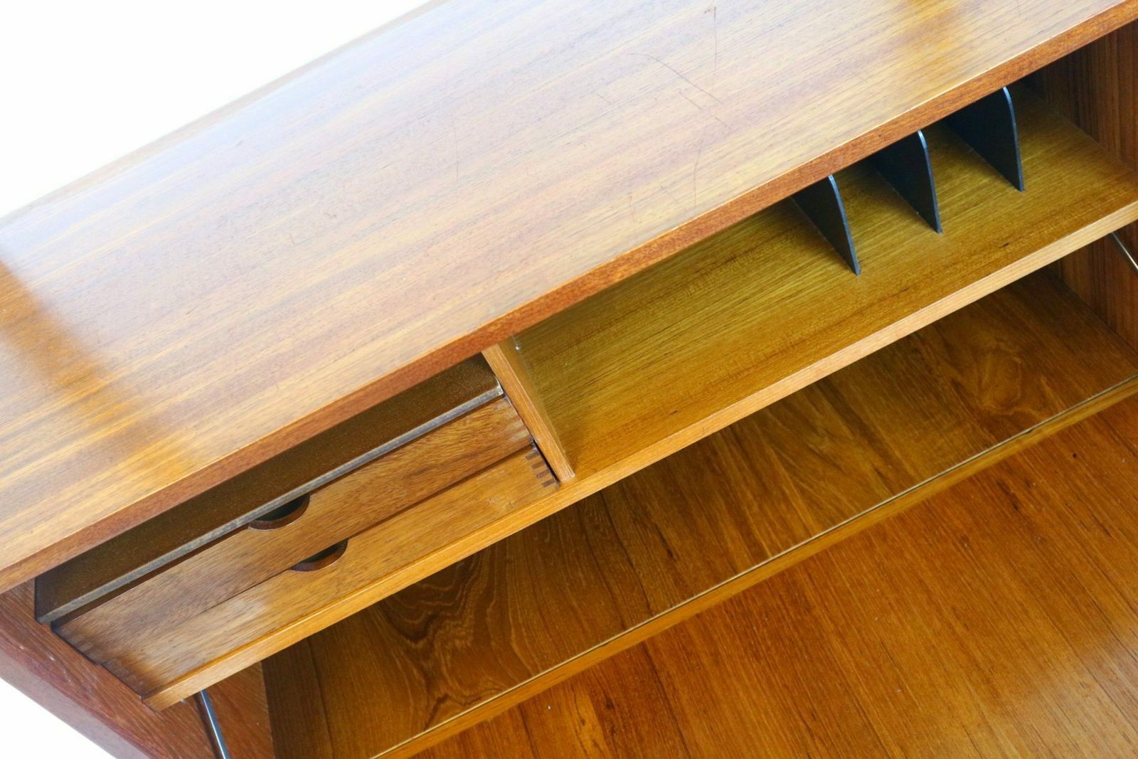 Large Vintage Wall System By Poul Cadovius Made In The 1960s photo vinterior