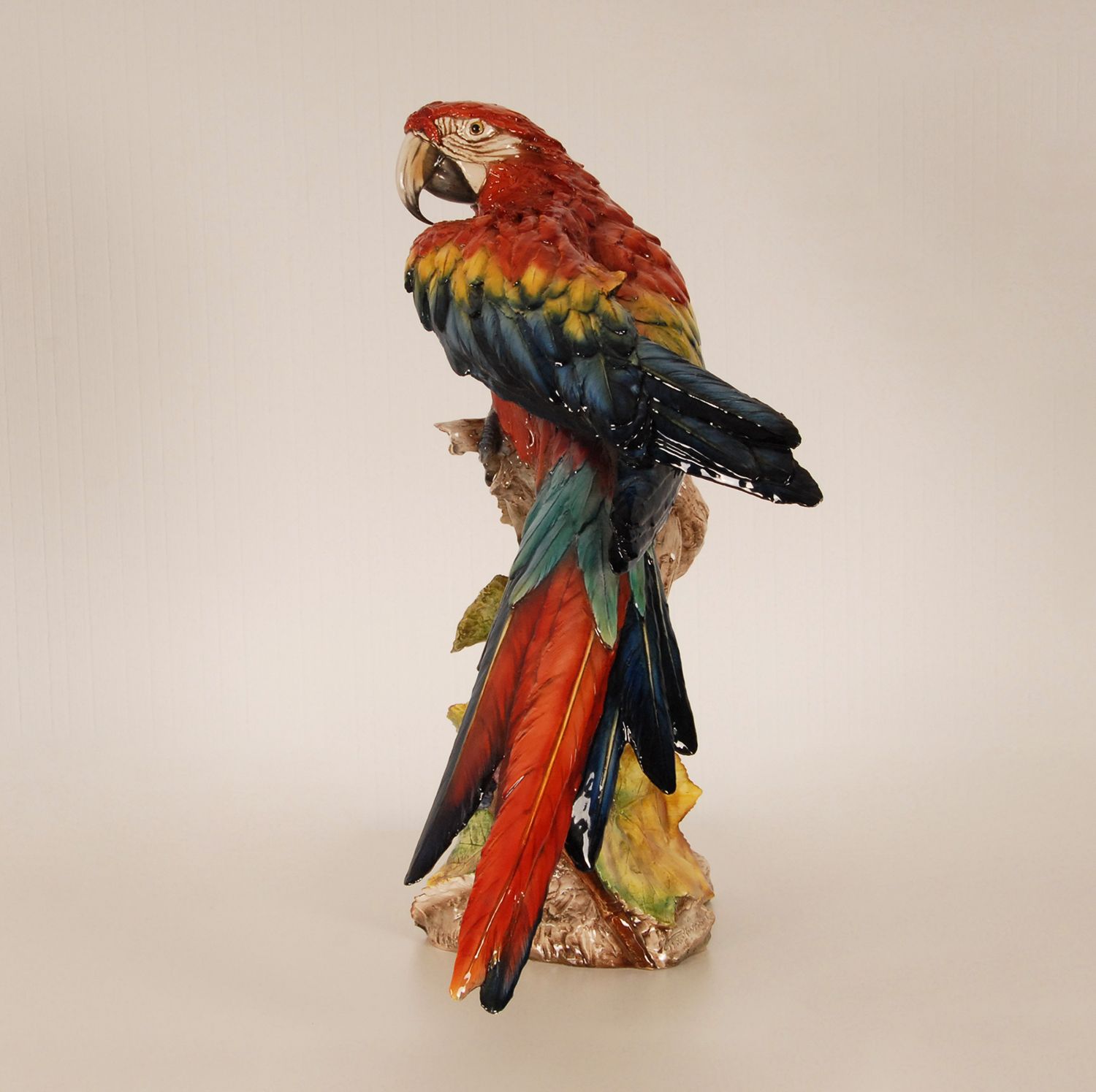 Italian Art Deco Porcelain Macaw Or Parrot In The Style Of Cacciapuoti For Capodimonte, Early 20th Century photo vinterior