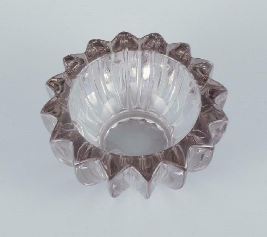 Pierre Gire 1901 1984 Aka Pierre Daesn Large Bowl In Smoked Art Glass photo for sale