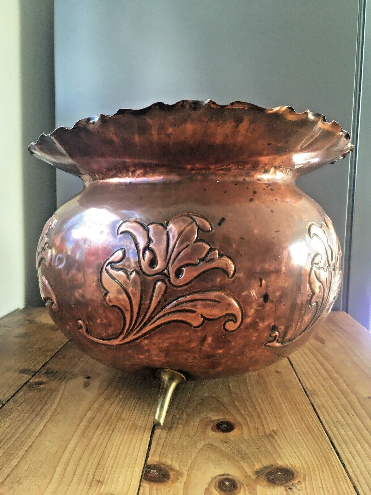 Arts & Crafts Christopher Dresser For Benham & Froud Copper Jardiniere Planter photo vinterior