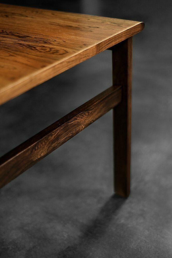 Mid Century Deens Modern Rozenhout Salontafel Capella Van Illum Wikkelsø Voor Niels Eilersen, Jaren 1960 photo for sale
