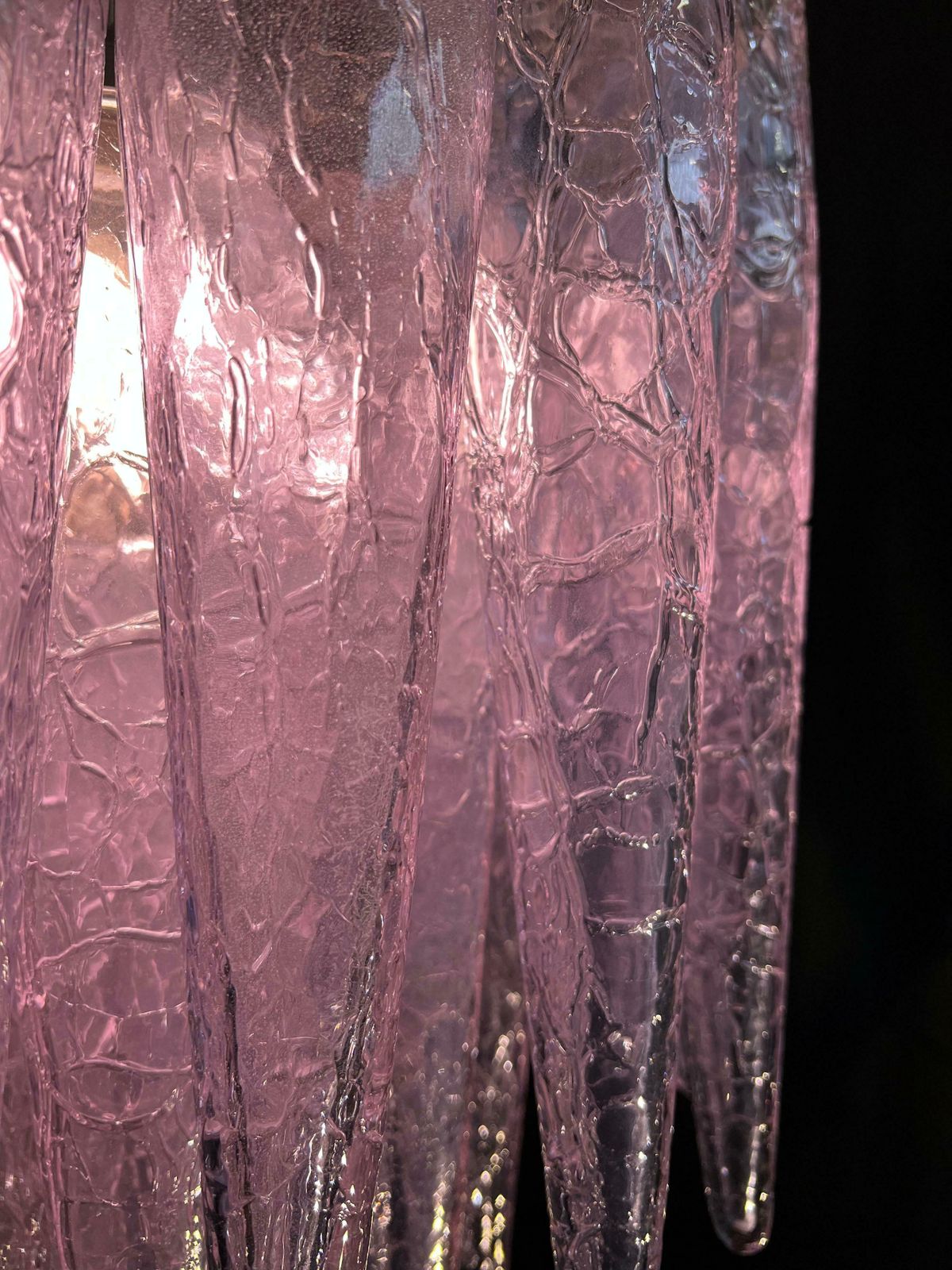 photo furniture Spectacular Murano Fuxia Glass Chandelier, 1980