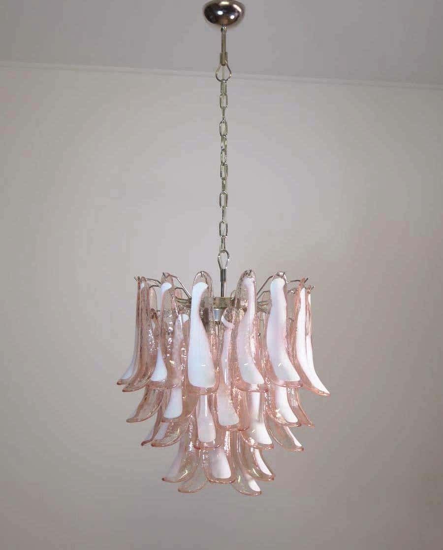 photo vinterior Pair Of Italian 41 Pink Petal Chandeliers, Murano