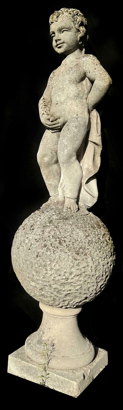Puer Mingens, Charming Garden Sculpture In Vicenza Stone, 1960 photo Garden Decor