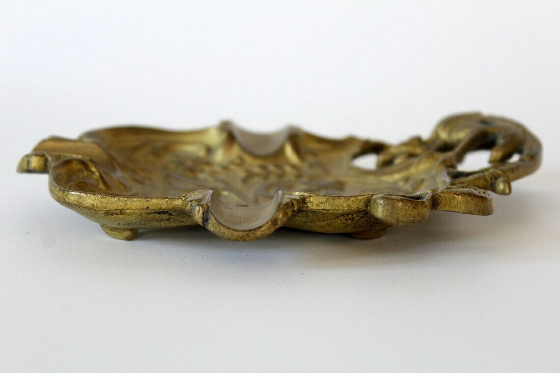 Antique Bronze Ashtray, Trinket Dish, Embossed Dragon, Gryphon Griffin Griffon, Pin Dish, Trinket Dish Vide Poche Coin Dish, Signed photo vinterior