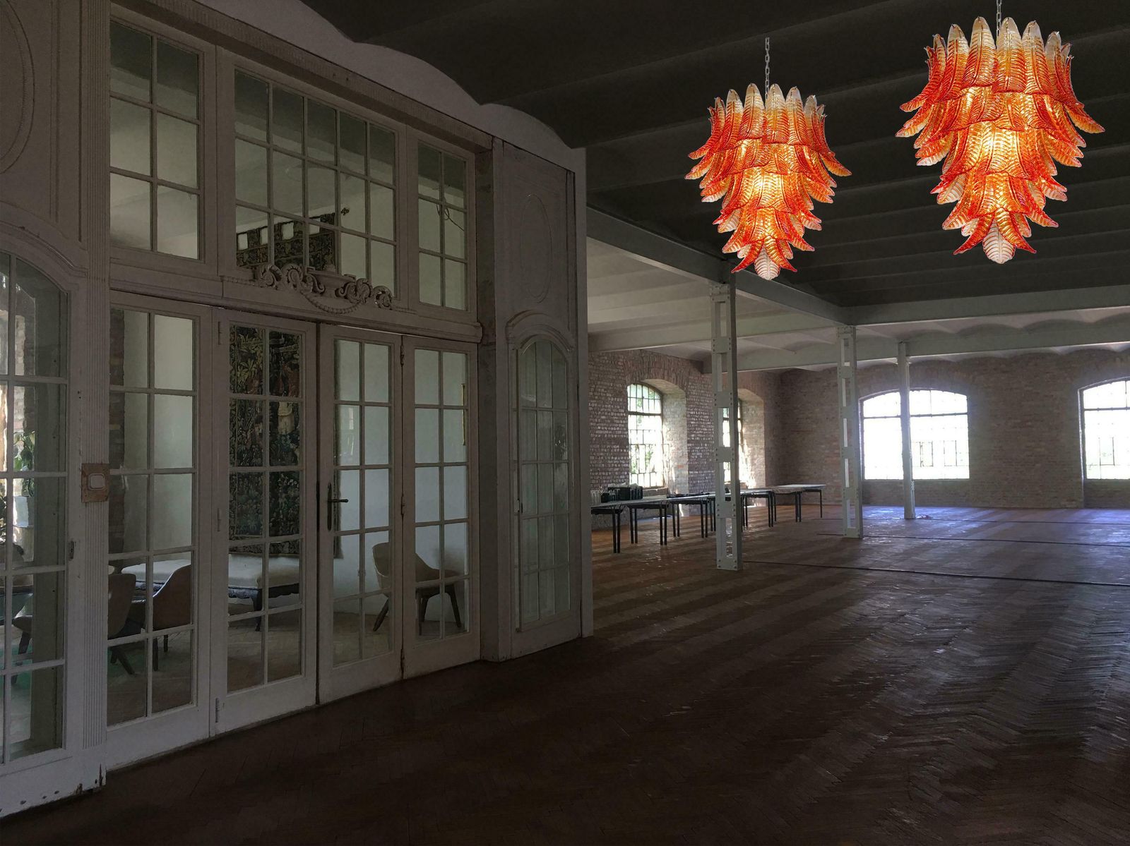 Pair Of Italian Leaves Chandeliers, Barovier & Toso Style, Murano photo vintage