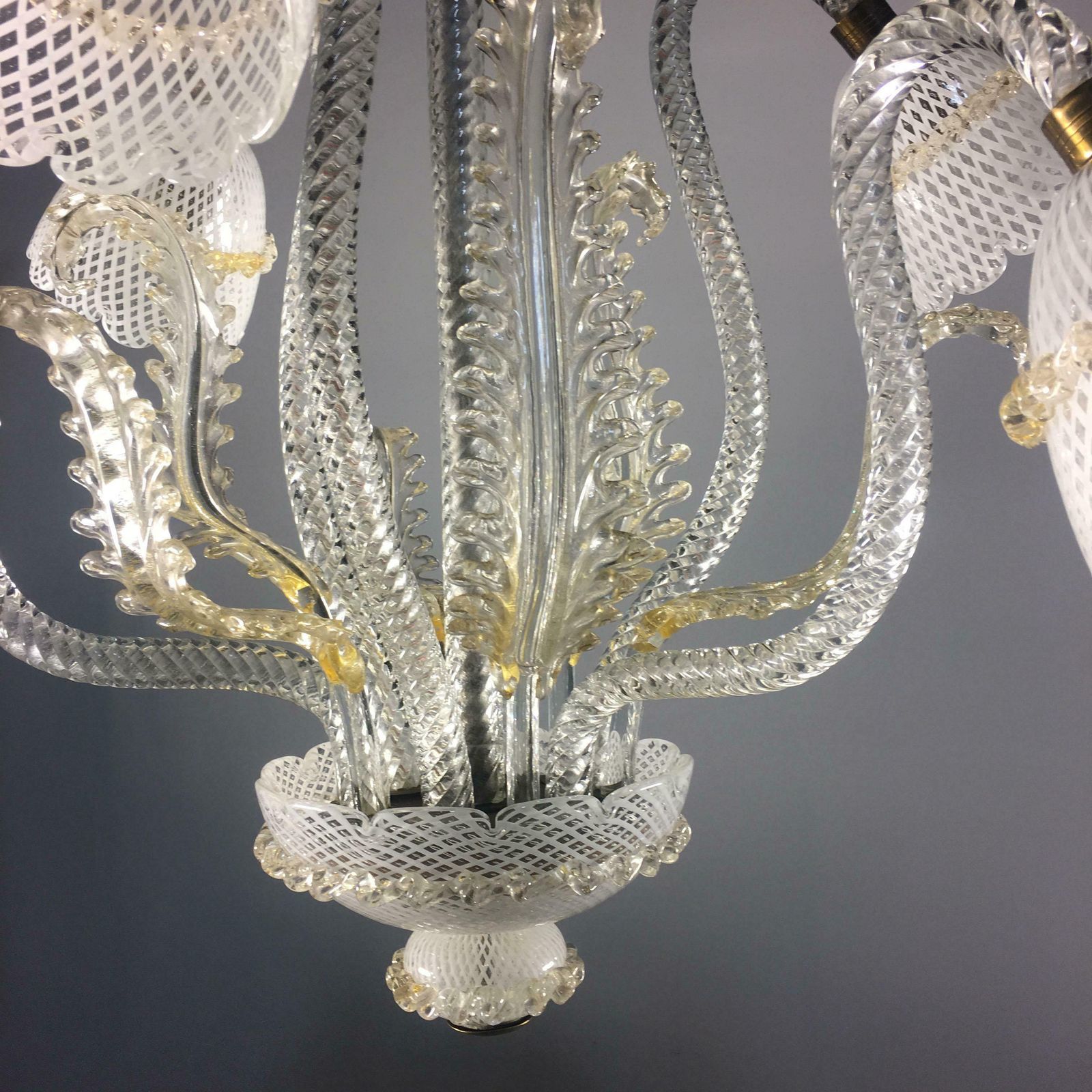 Chandelier "Reticello" Gold Inclusions Attributed To Seguso. Murano, 1940 photo for sale