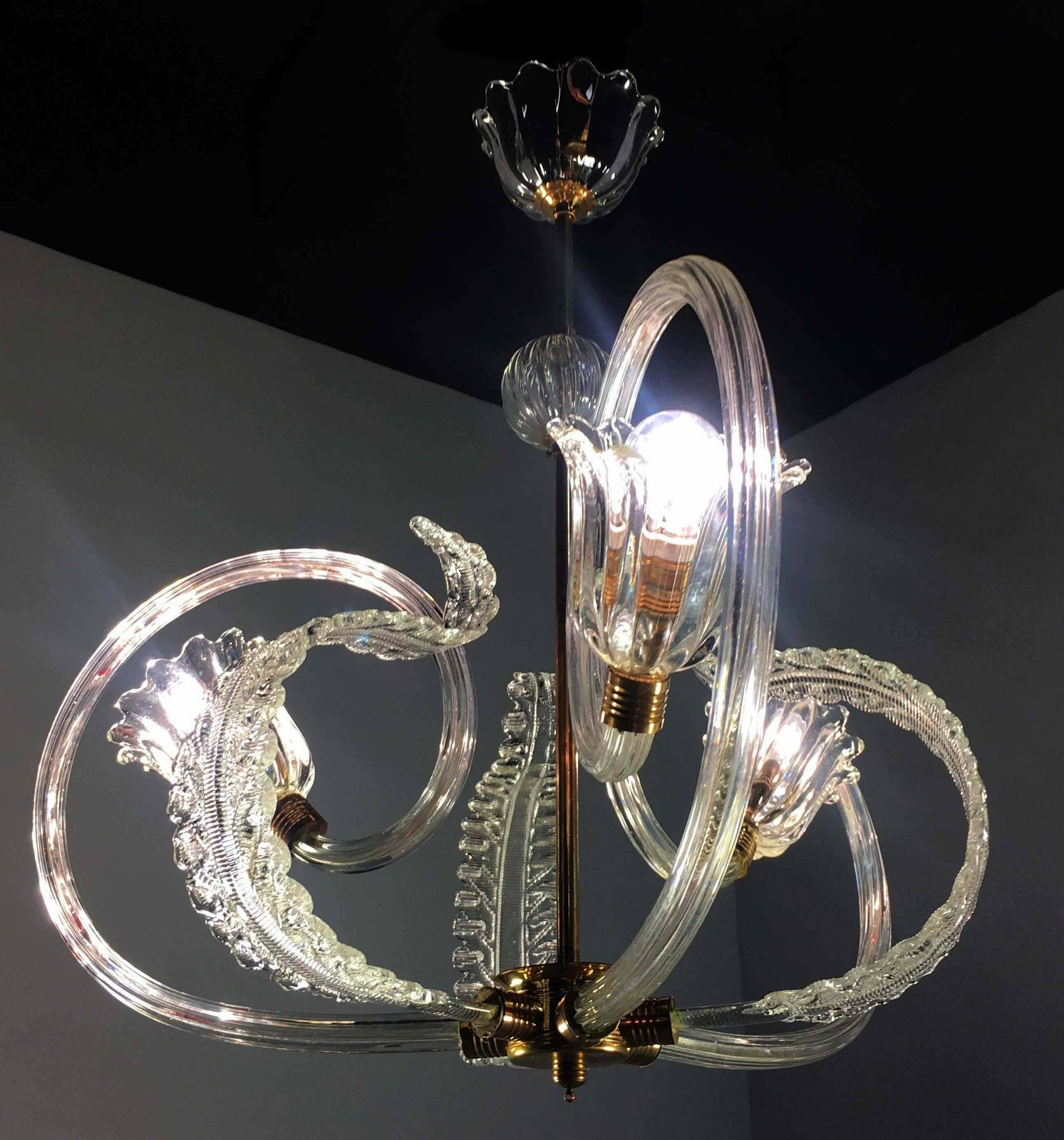 photo vintage Charming Italian Chandelier By Barovier And Toso Murano 1940