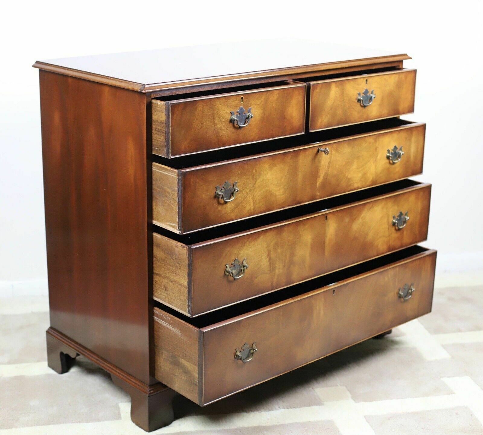 George  III Style  Mahogany Chest Of Drawers Made By Bevan Funell Reprodux photo 695.0