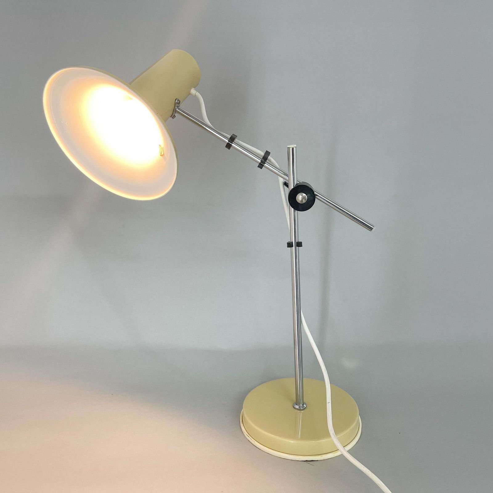 1970's Adjustable Metal Table Lamp In Creamy Colour, Hungary photo Lighting