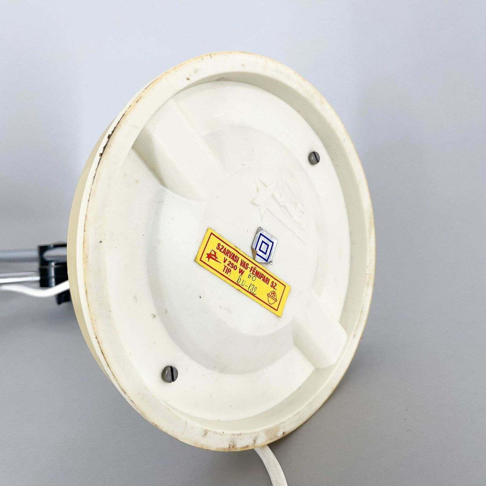 1970's Adjustable Metal Table Lamp In Creamy Colour, Hungary photo vintage
