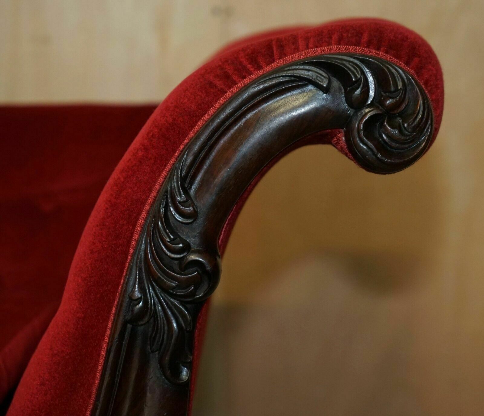 photo furniture Rare Antique William IV Circa 1830 Mahogany Chesterfield Extending Chaise Lounge