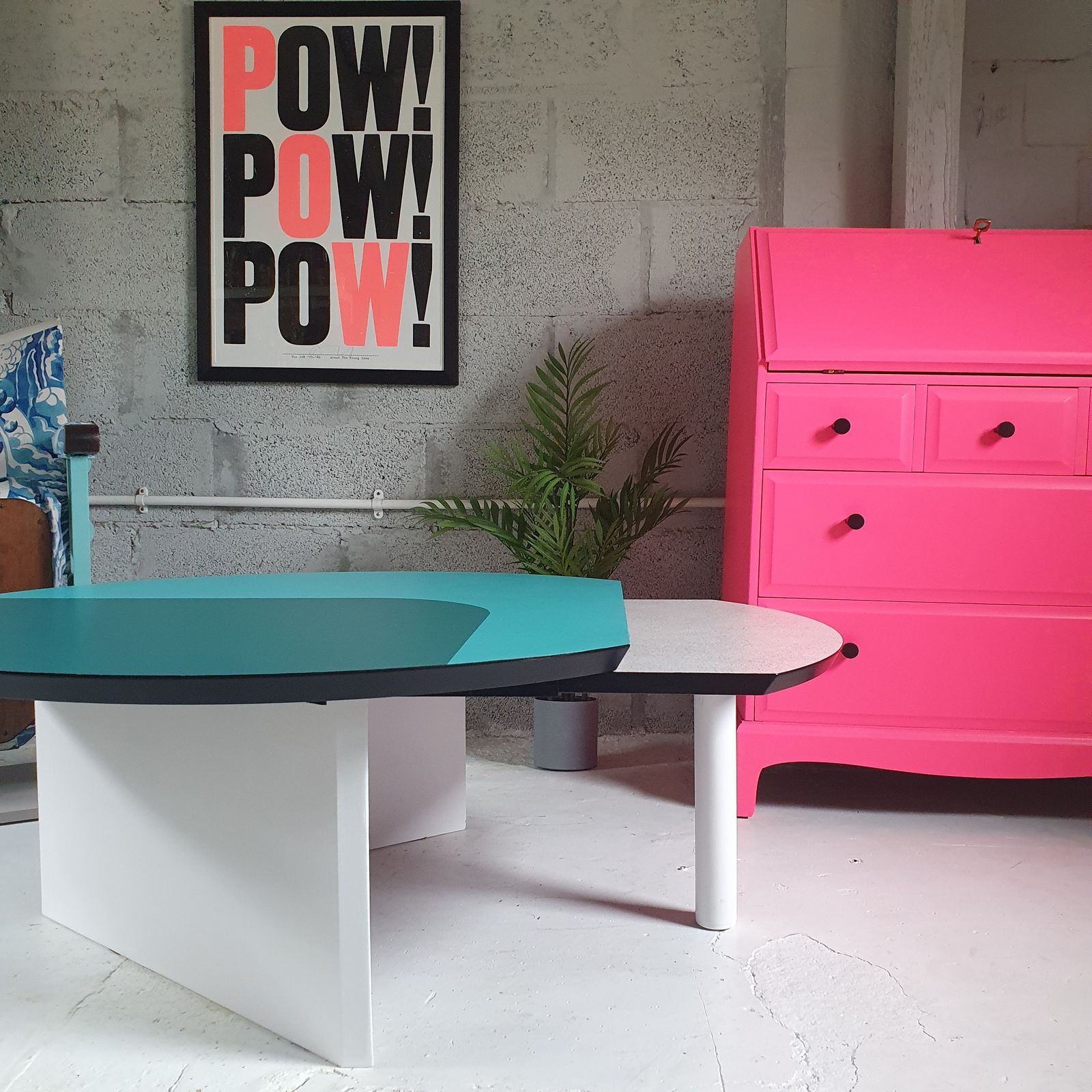 photo furniture Teal And Turquoise Round Coffee Table