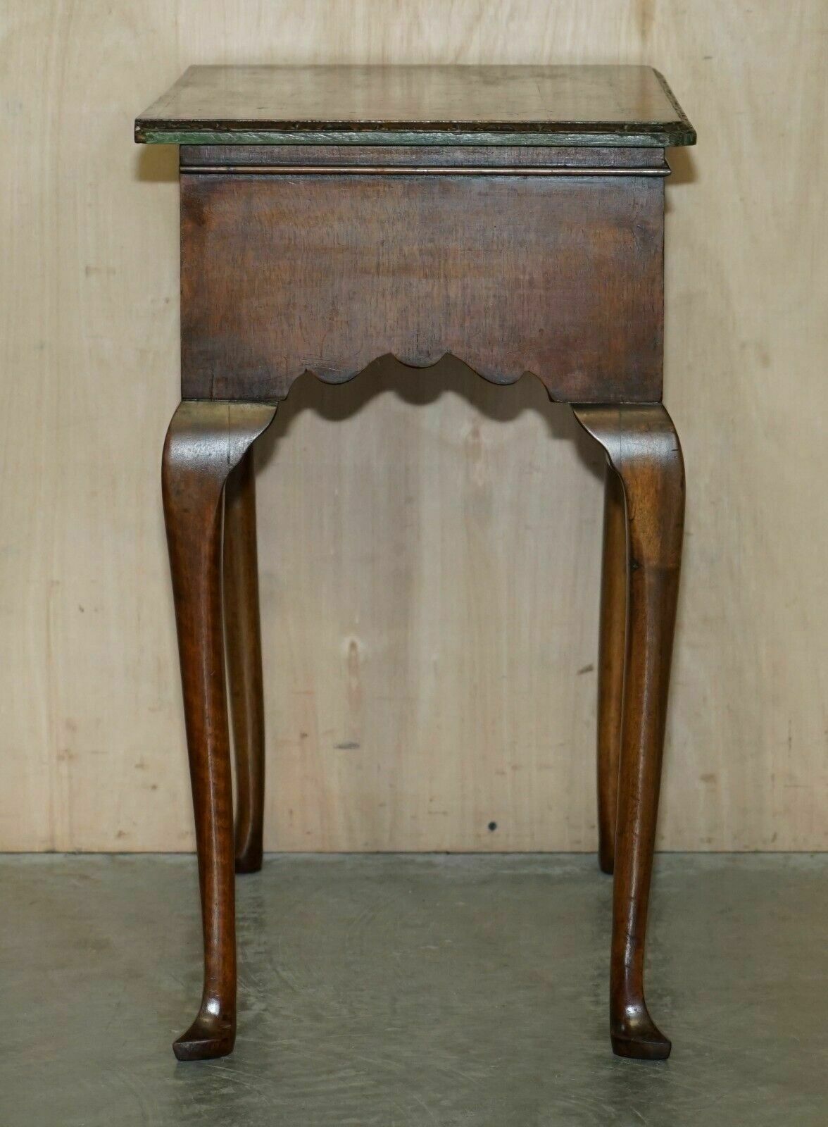 photo vintage Fine Antique Victorian Chinese Chinoiserie Hand Painted Side End Lamp Wine Table
