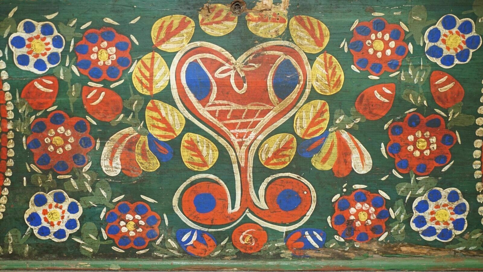 1901 Dated Love Heart Antique Original Paint Romanian Blanket Chest Coffer Trunk photo for sale