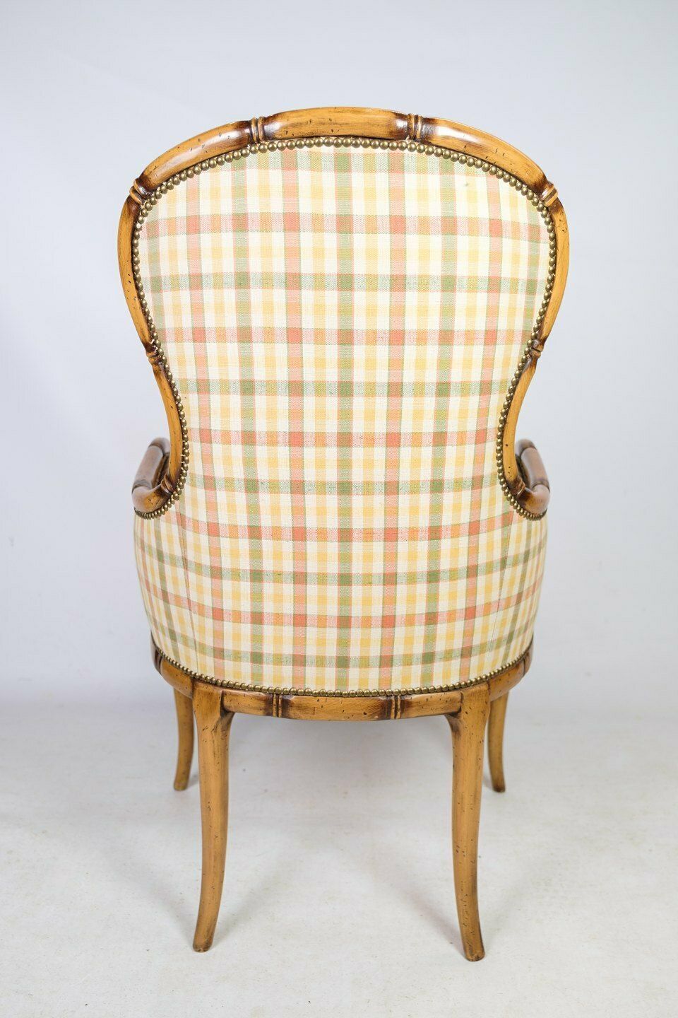 A Pair Of Armchairs In Checkered Light Fabric From 1920s photo 960.0