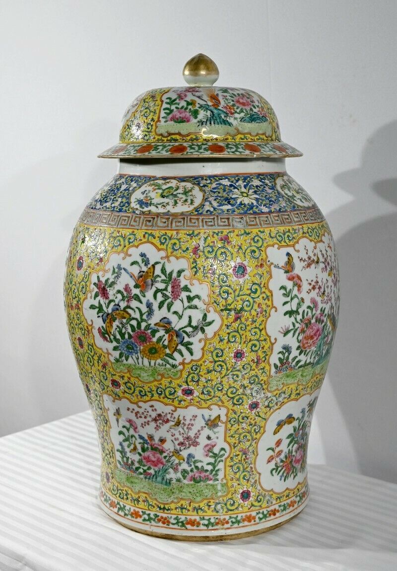 Important Porcelain Vase, Canton   Late 19th Century photo Home Decor
