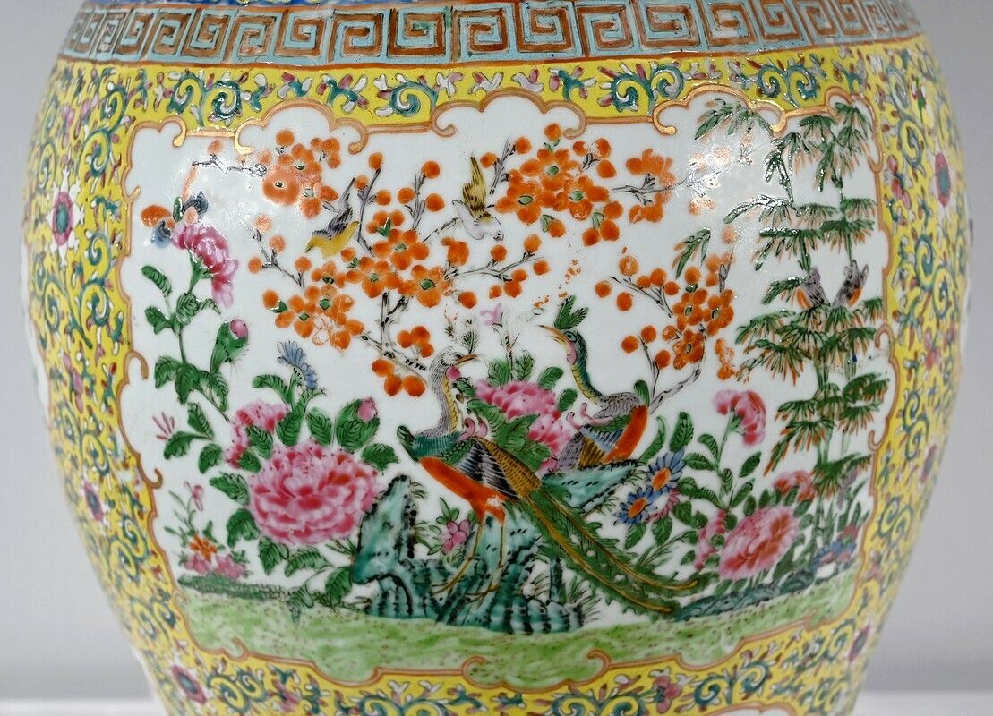 photo buy Important Porcelain Vase, Canton   Late 19th Century