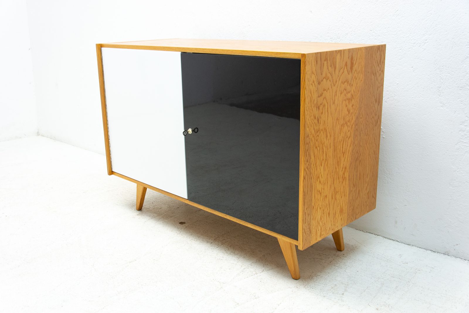 Fully Restored Mid Century Sideboard U 450 By Jiří Jiroutek, 1960´S, Czechoslovakia photo buy