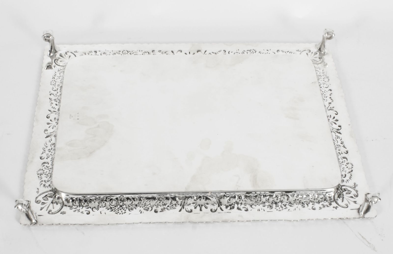 photo vintage Antique Silver Plated Salver By Fenton Russel C1880 19th C