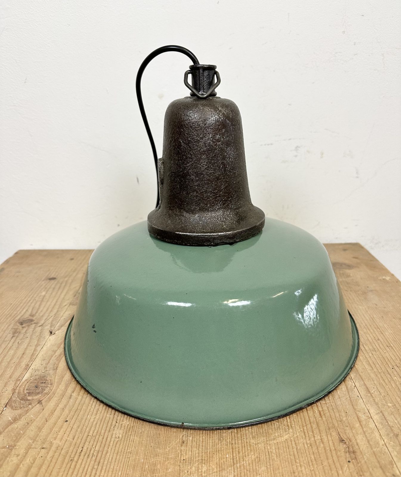 Industrial Green Enamel Factory Lamp With Cast Iron Top, 1960s photo vintage