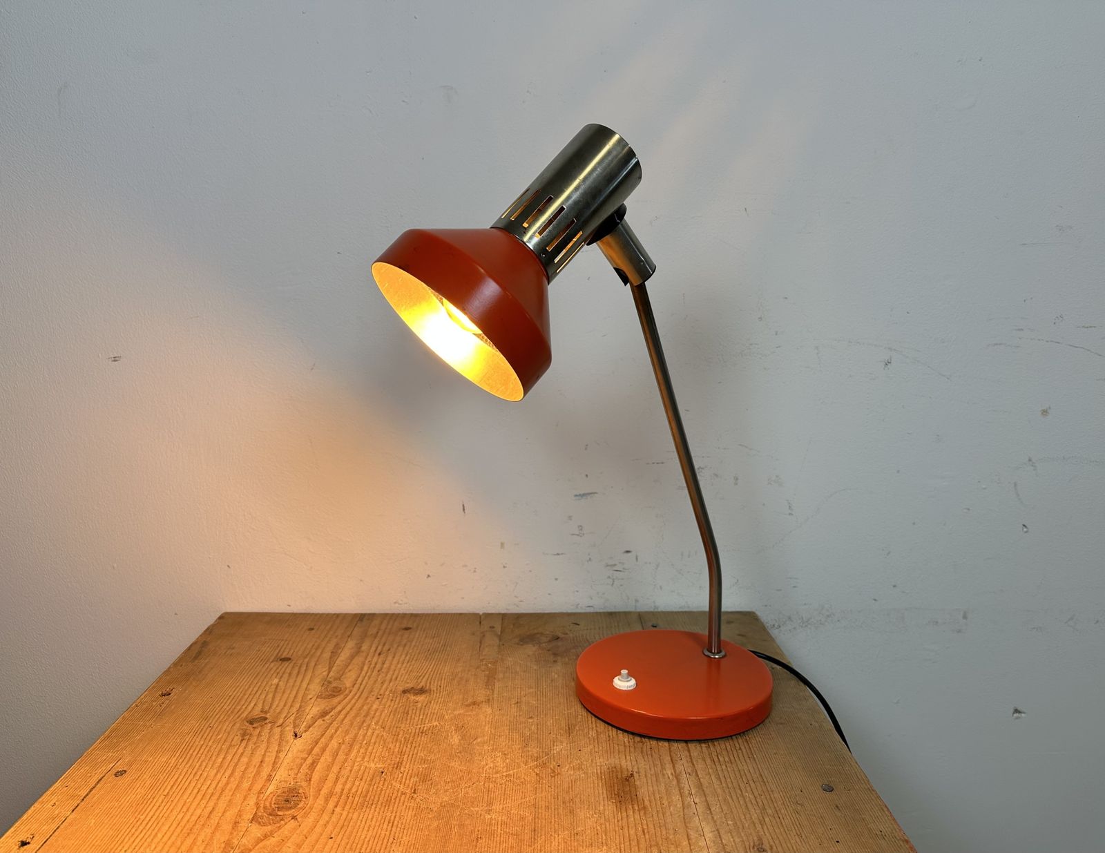 Vintage Orange East German Table Lamp From Aka Leuchten, 1970s photo furniture