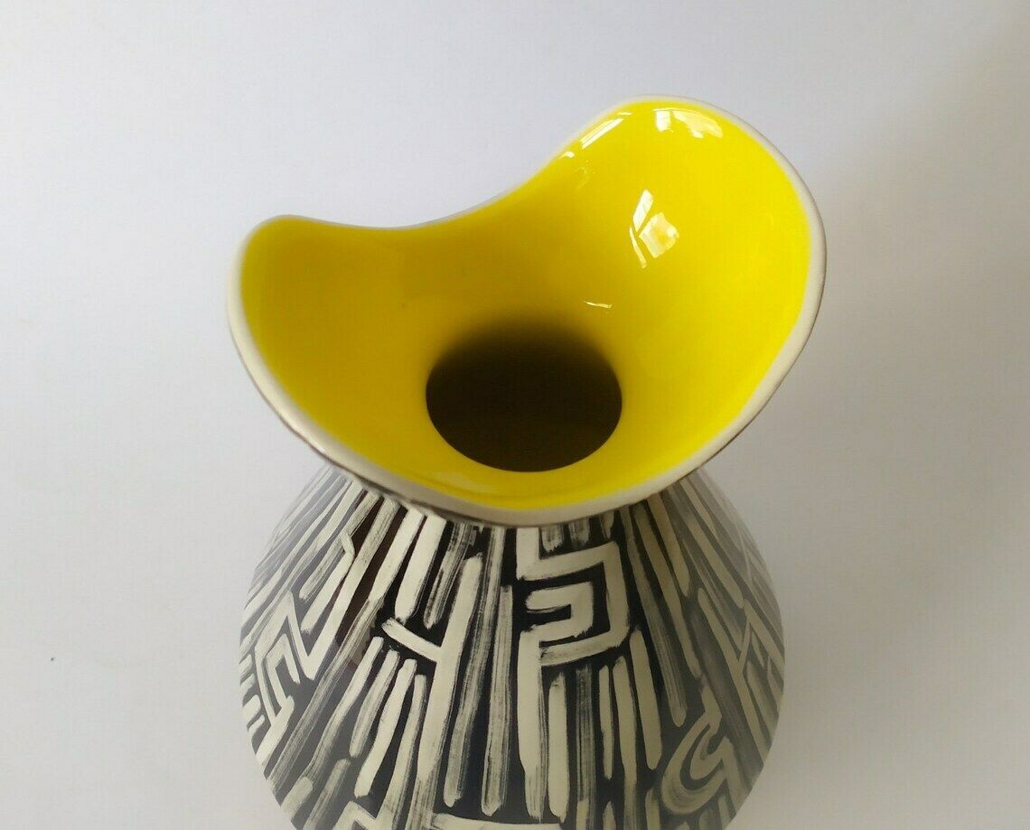 Ceramic Vase Of Art Campionesi Vintage Italian Midcentury Design White Black Vibi Tosalli Lenci Era photo Home Decor