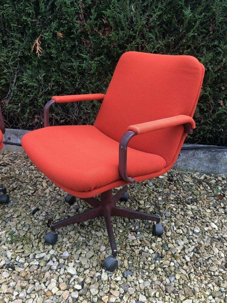 photo for sale Harcourt Armchairs Attributed To Geoffrey Harcourt For Artifort, 1980s, Set Of 2
