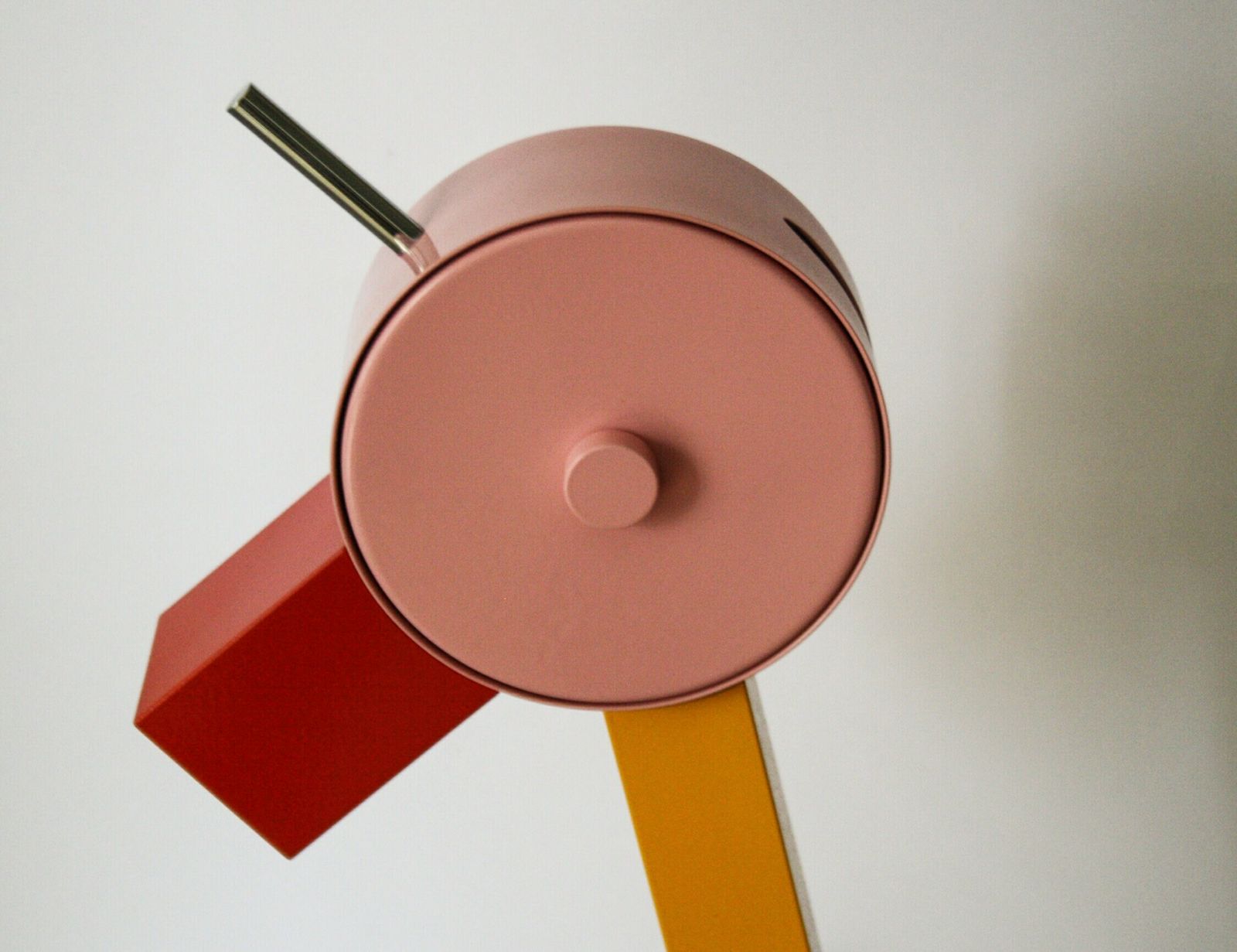 Tahiti Desk Light Table Lamp Memphis Design Ettore Sottsass 1981 Vintage photo for sale