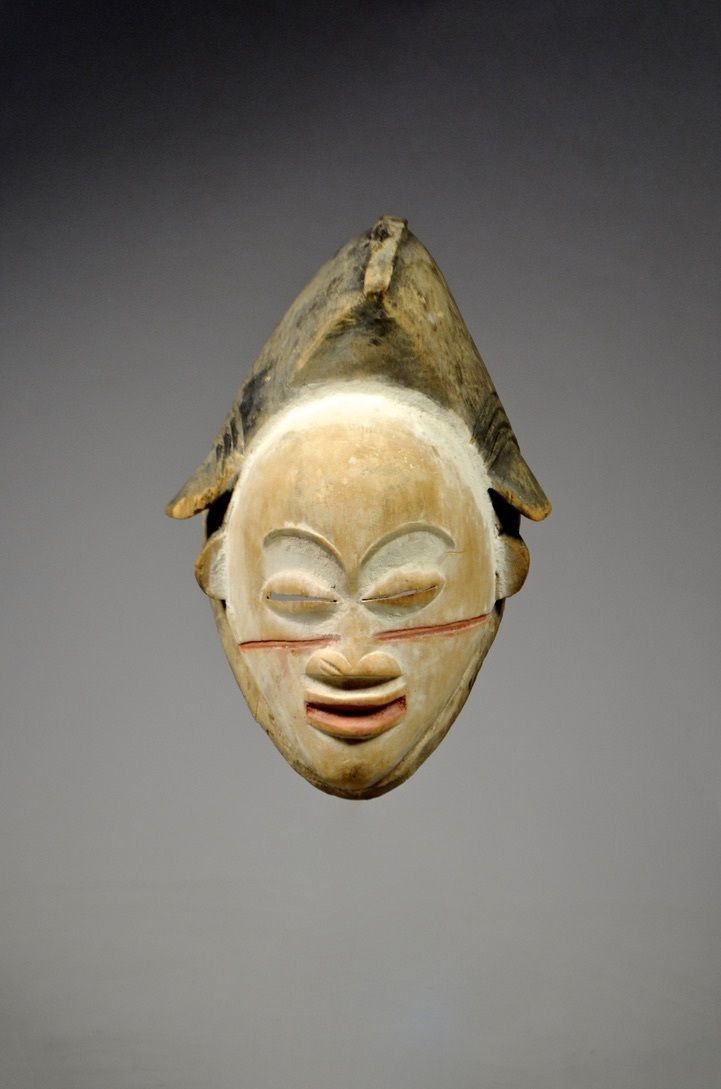 Punu Mask, African Art photo vinterior