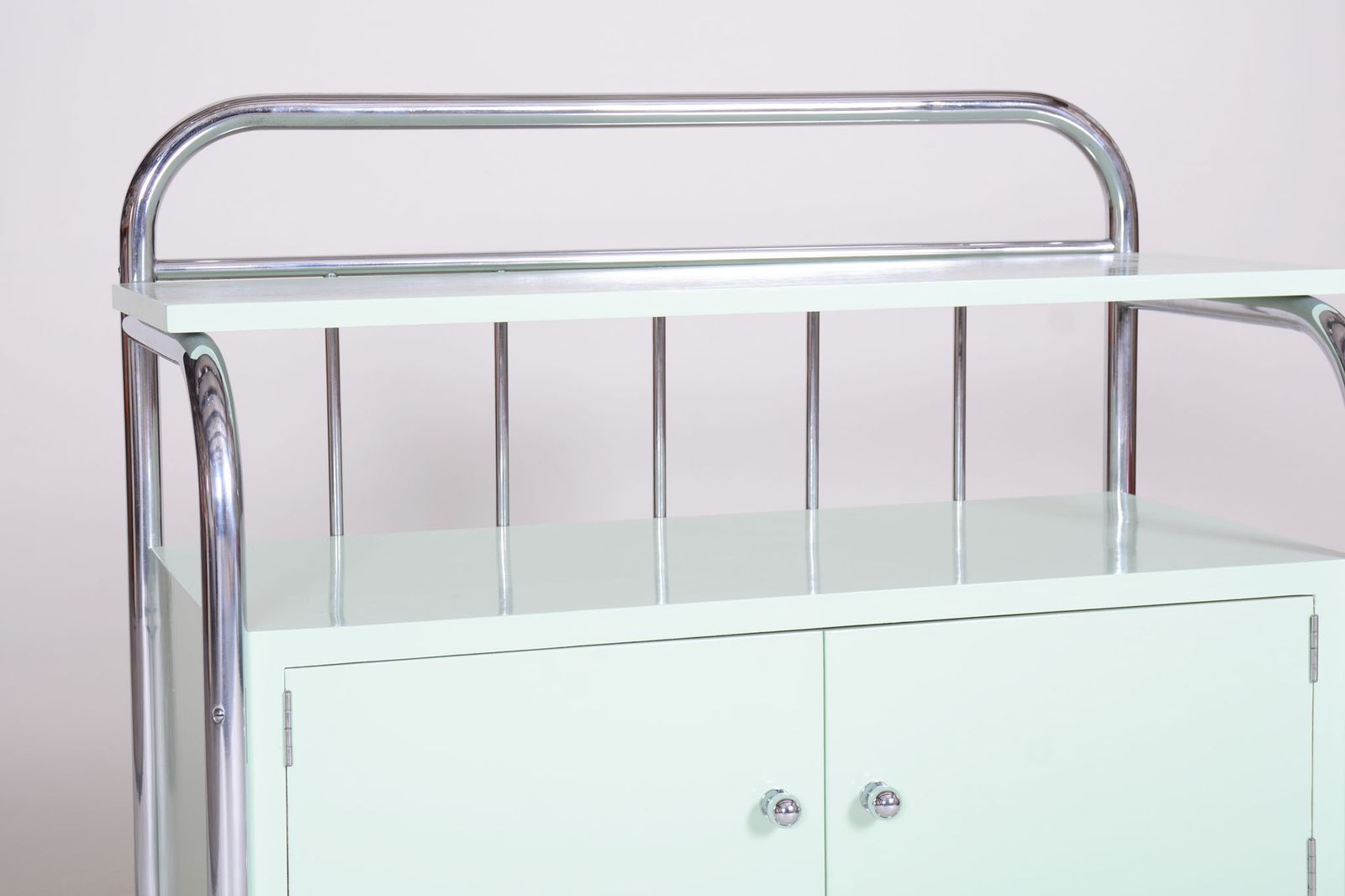 Restored Small Bauhaus Cabinet, Chrome Plated Steel, Lacquered Wood, Czechia, 1930s photo vinterior