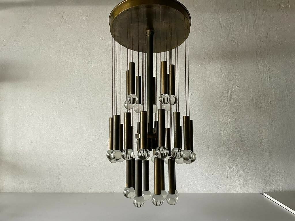 Exceptional Multiple Tubes With Glass Balls Italian Design Brass Chandelier, 1960s, Italy