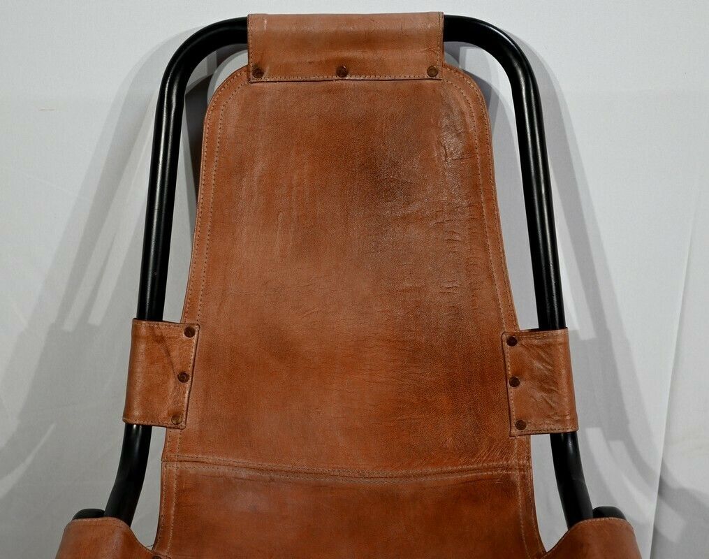 photo furniture Pair Of Metal And Leather Chairs, After C. Perriand For Les Arcs – 1960
