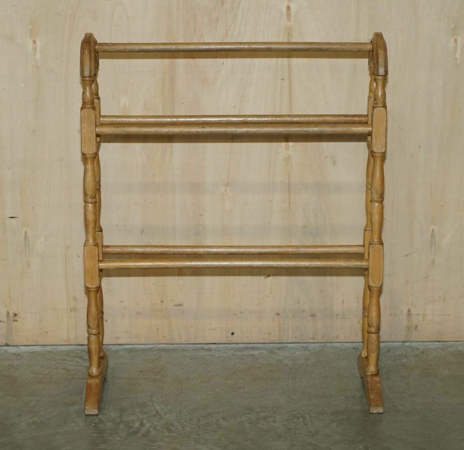 Stunning Antique Circa 1900 Victorian Pine Towel Rail Elegant Turned Design photo furniture