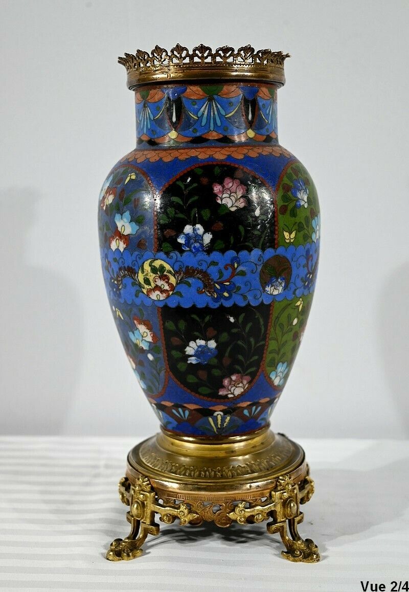 911.55 Vase In Gilt Bronze And Enamels   Late 19th Century photo