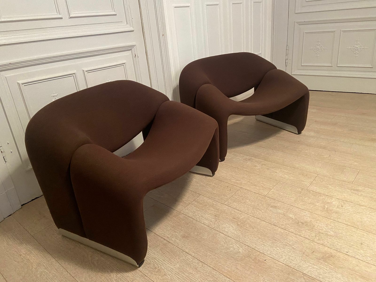 Armchairs Groovy, Pierre Paulin, Artifort photo buy