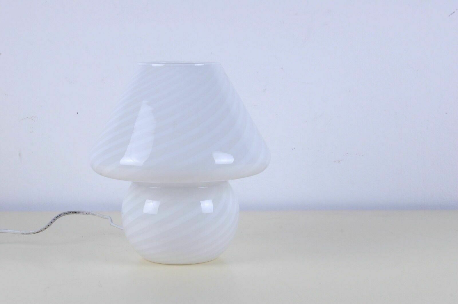 Abat Jour 70s Design Table Lamp In White Murano Glass, Venini Style photo for sale