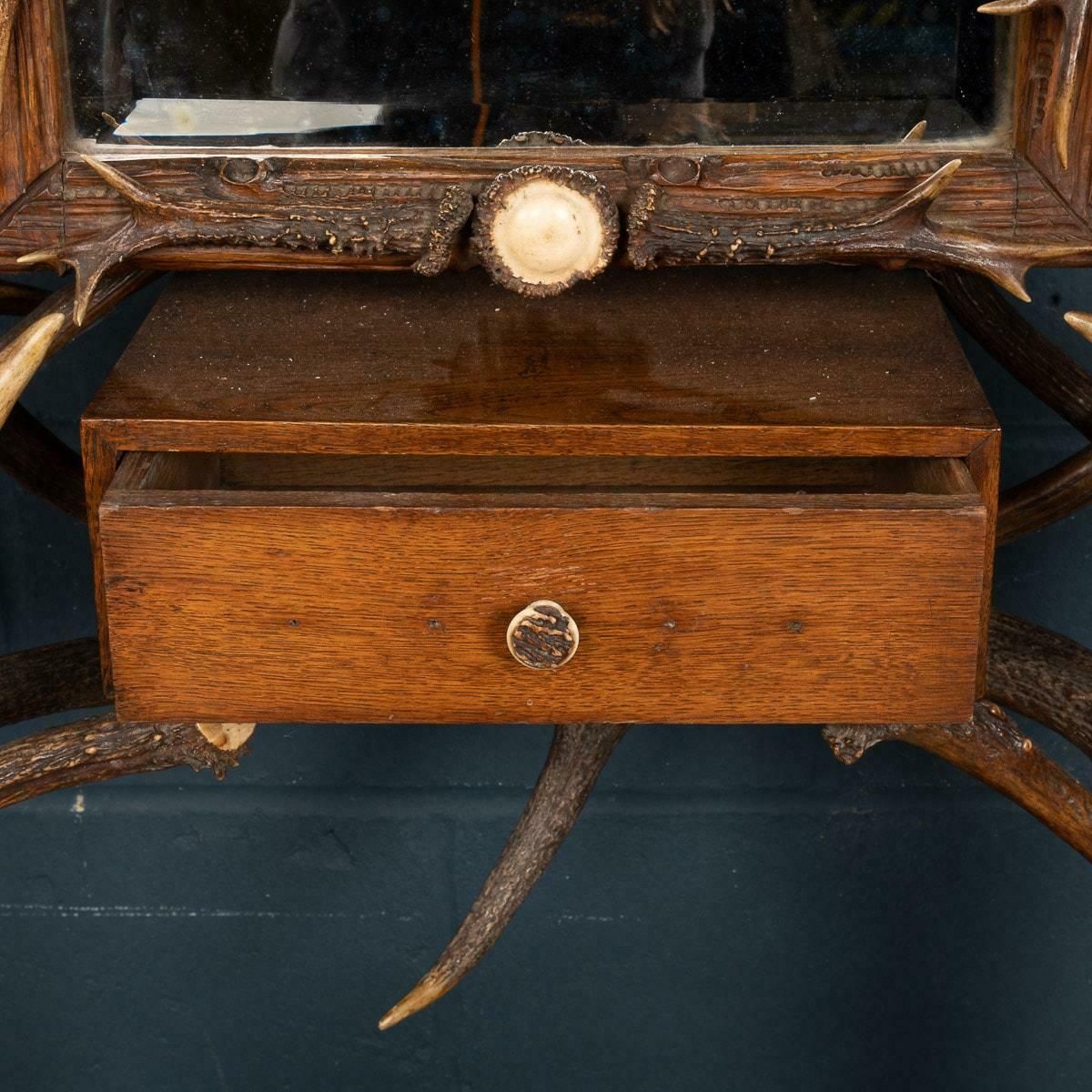 photo vintage 19th Century Black Forest Hall Stand, Swiss German, C.1890
