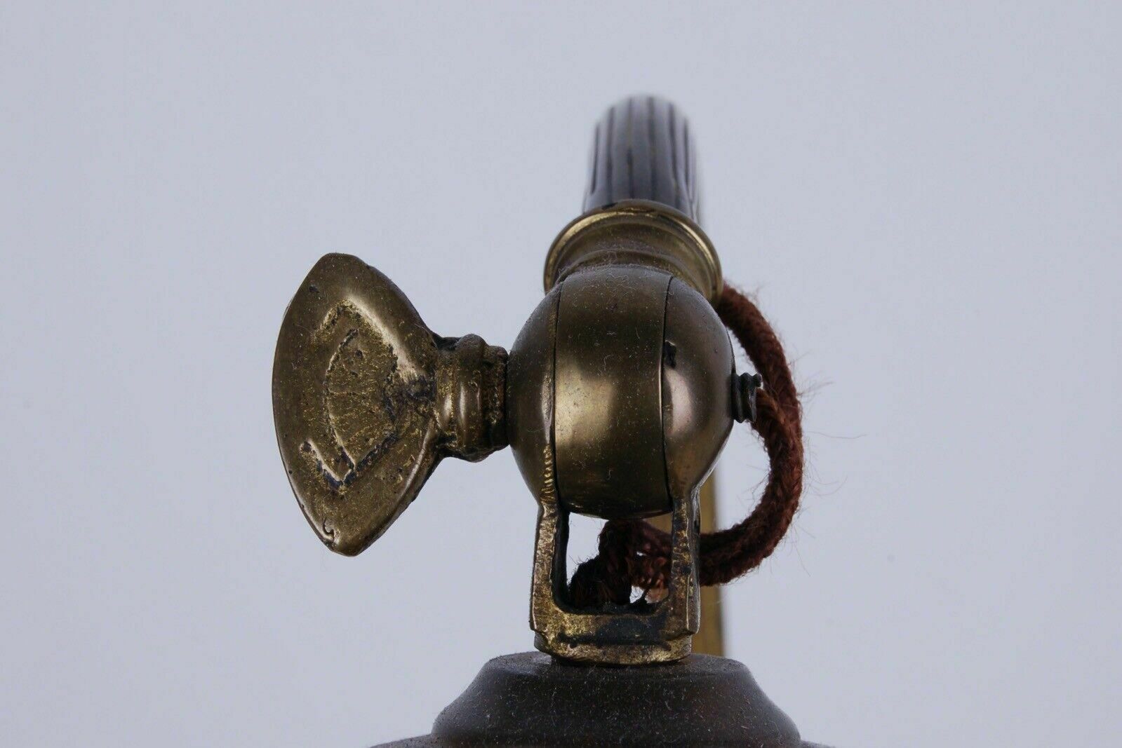 Vintage Table Lamp In Brass And Flower Lampshade In Sandblasted Glass From The 1930s photo Lighting