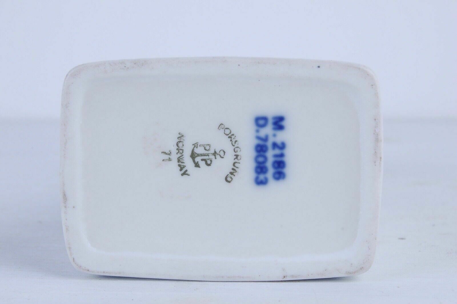 Nordic Design Ceramic Vase Porsgrund Figural Norway Pp 71 White Blue photo 74.0