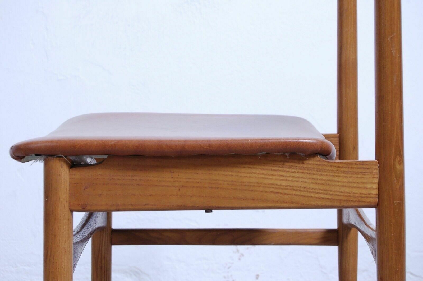 Design Armchair From The 50s And 60s, Comfortable Seat In Vintage Brown Leather photo buy