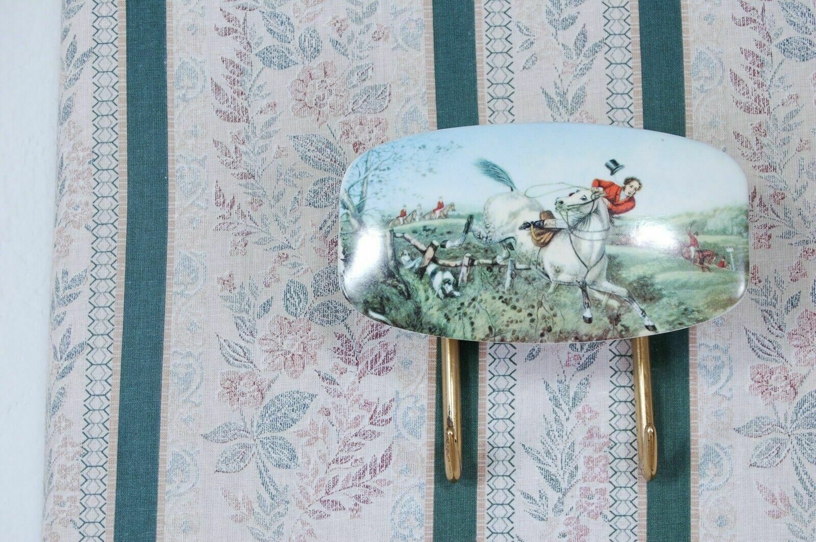 Wall Coat Hanger Vintage Design From The 50s 60s Hunting Hangers photo 174.0