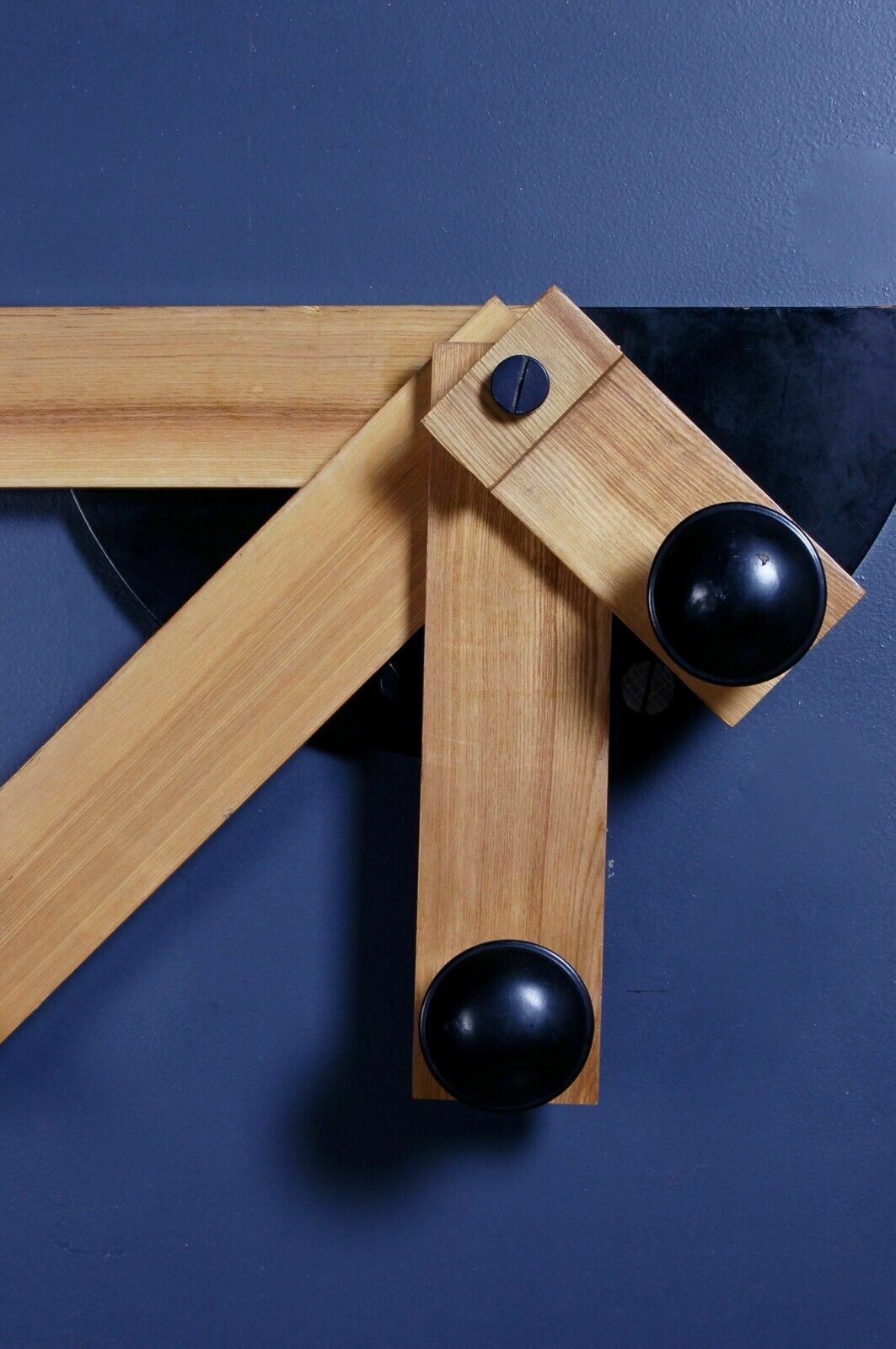 Wall Coat Hanger Design From The 80s And 90s In Radial Wood photo 274.0
