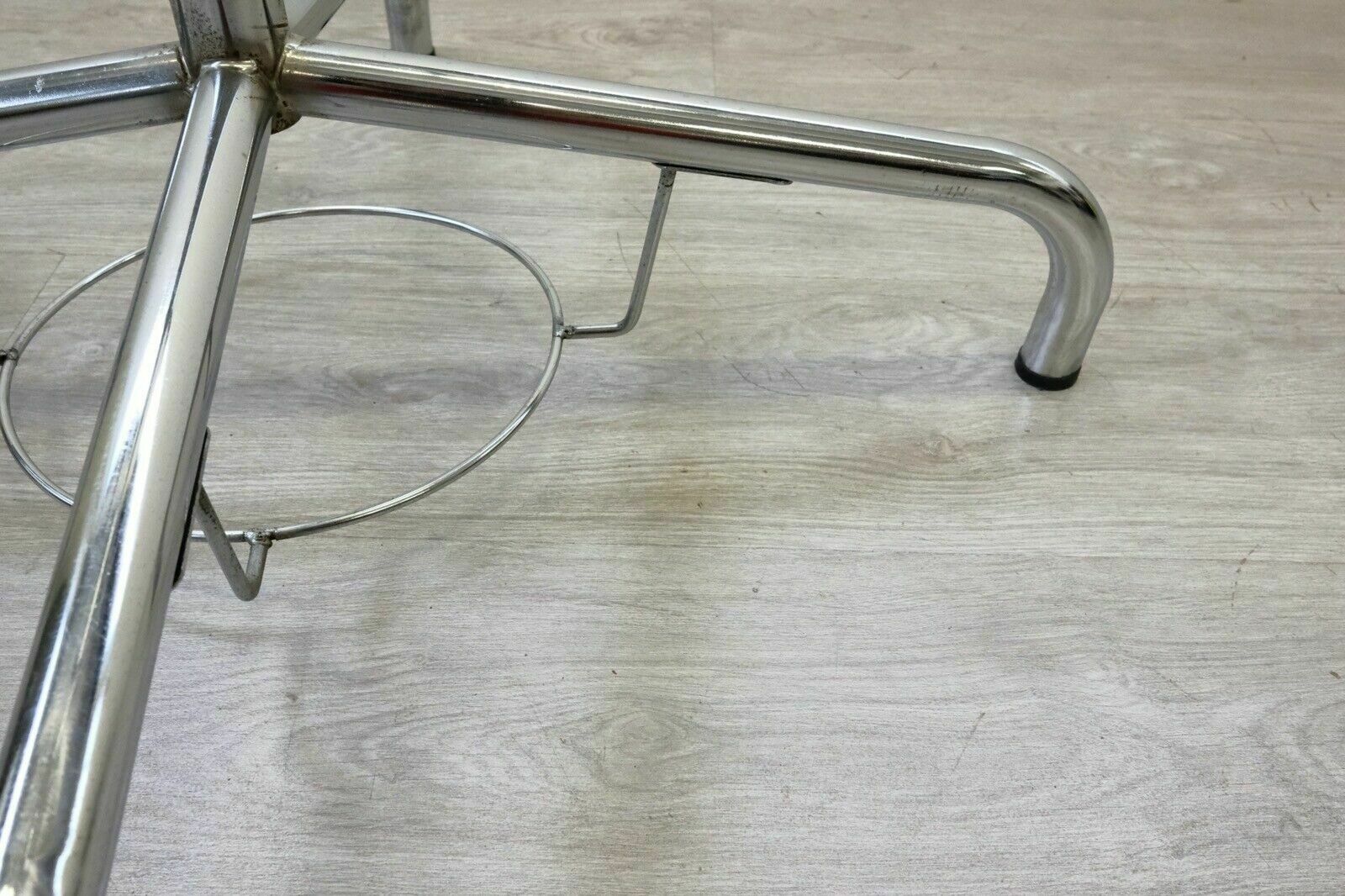 photo furniture Standing Coat Hanger Design From The 60s And 70s, State School Vintage Steel Hangers