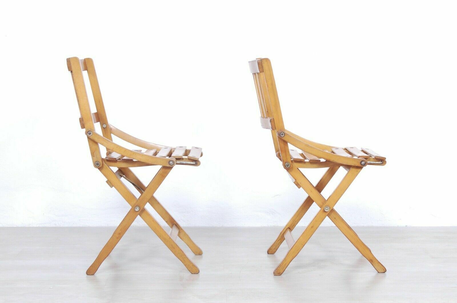 Fratelli Reguitti Folding Chair Pair Of Children's Wooden Chairs From The 60s, Vintage photo vinterior