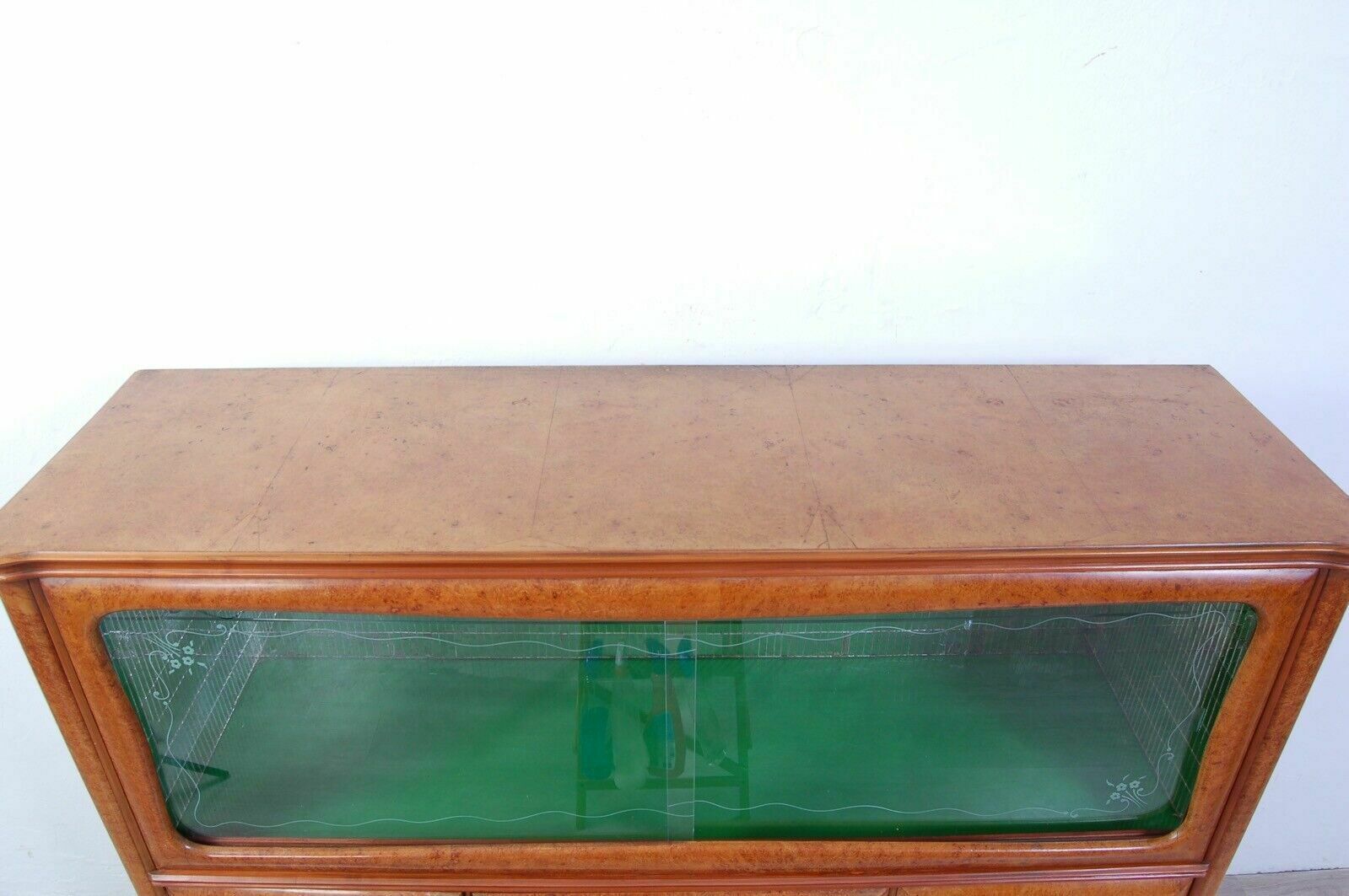 722.0 Vintage Sideboard Showcase Design From The 50s Briar Bar Cabinet With Light And Mirror photo