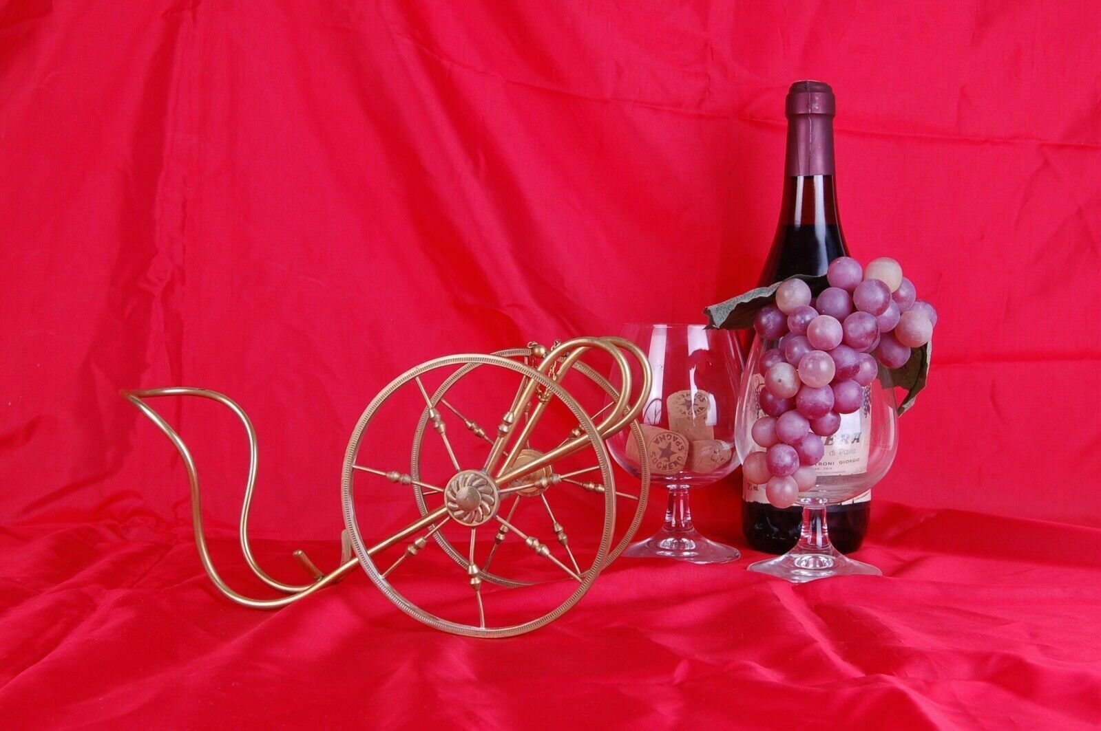 Aldo Tura Style Design Bottle Holder, Brass, Trolley With Wheels. 70's. photo vinterior